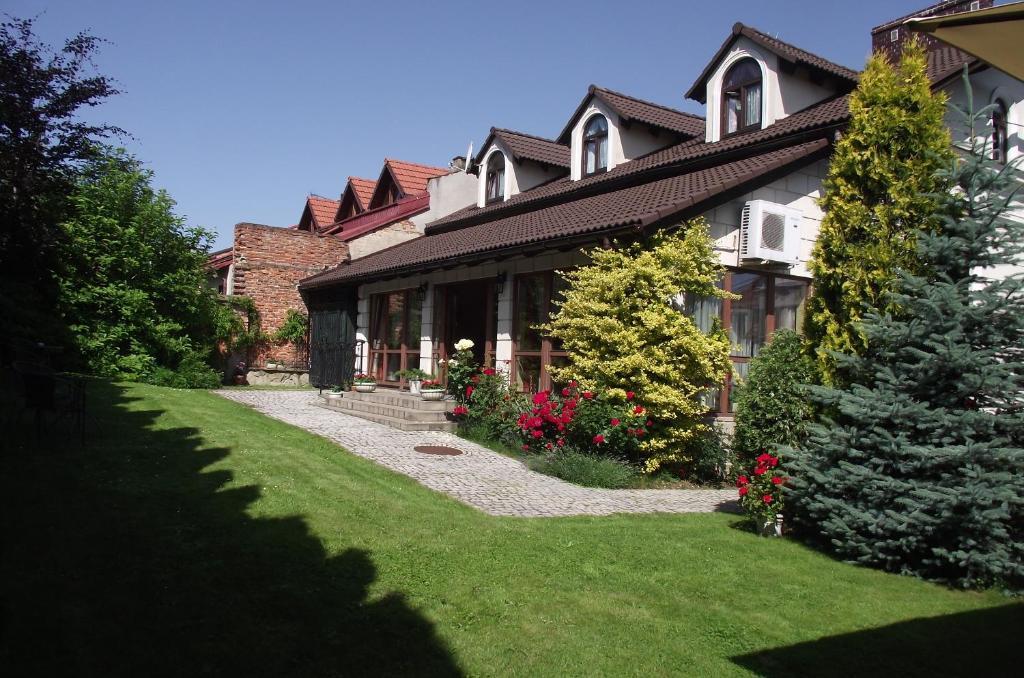 Villa Del Arte Bed & Breakfast Wadowice Exteriör bild