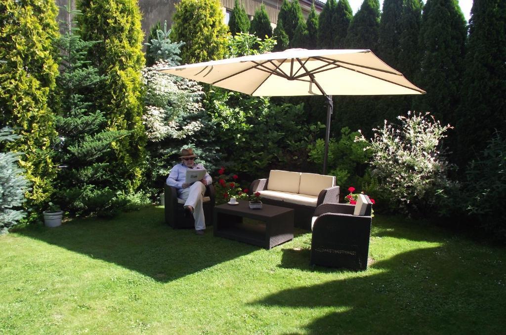 Villa Del Arte Bed & Breakfast Wadowice Exteriör bild