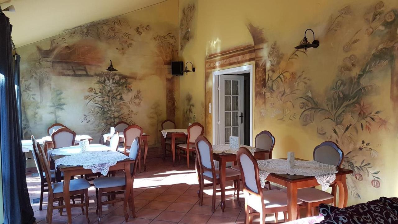Villa Del Arte Bed & Breakfast Wadowice Exteriör bild