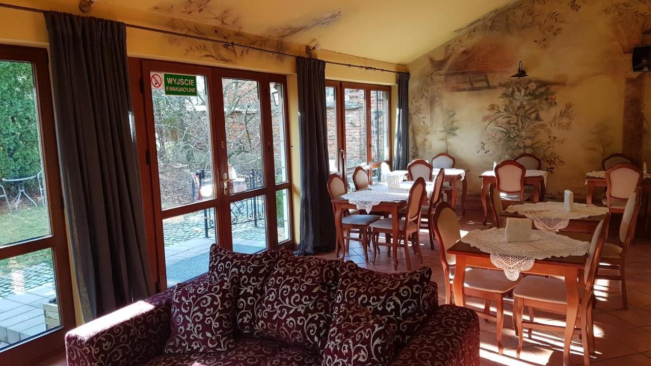 Villa Del Arte Bed & Breakfast Wadowice Exteriör bild